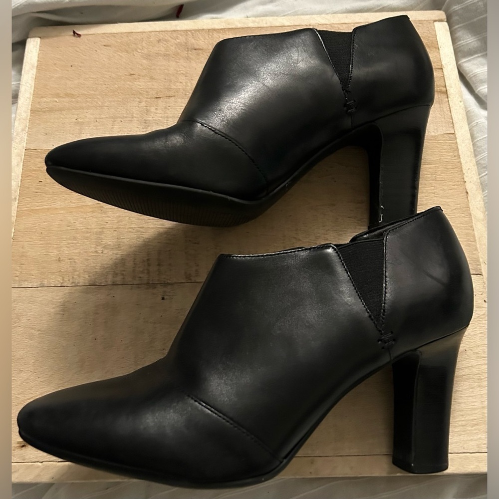 RALPH LAUREN Brittni Dark Brown Leather Ankle Boots Heels Size 8B